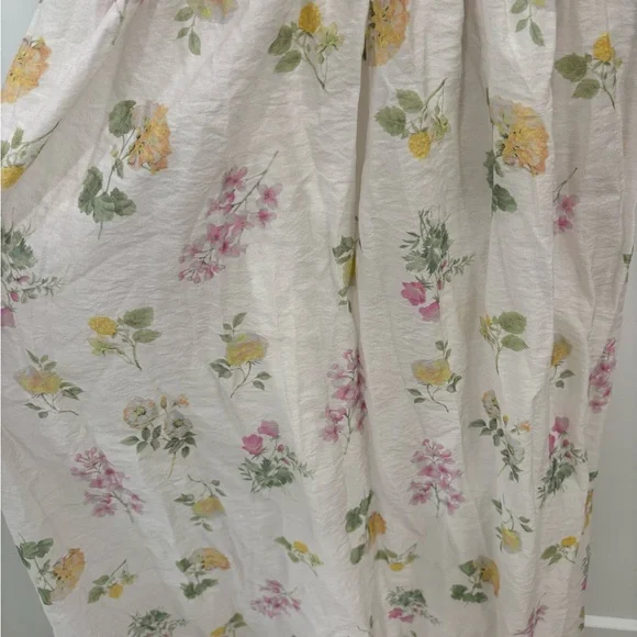 Petal and Pup Reverie Smocked Maxi Dress in Purple Ditzy Floral Size Medium - Picture 7 of 12